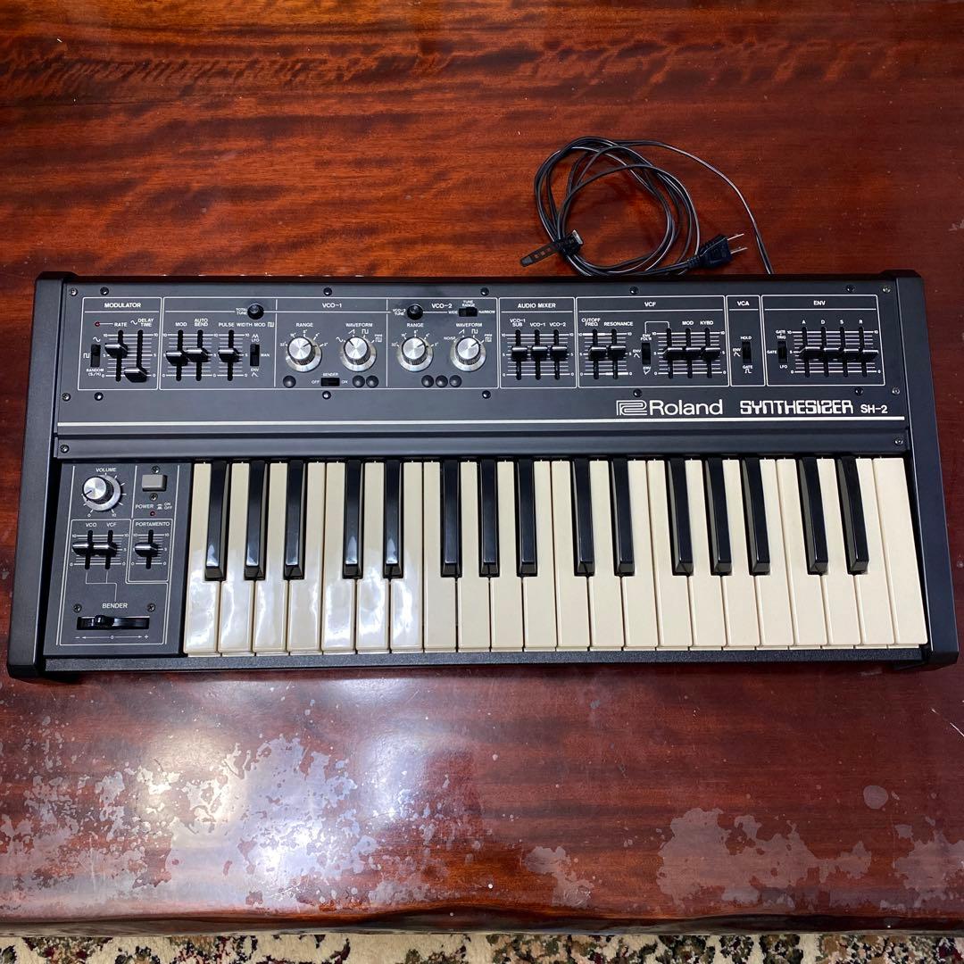 Roland SH-2